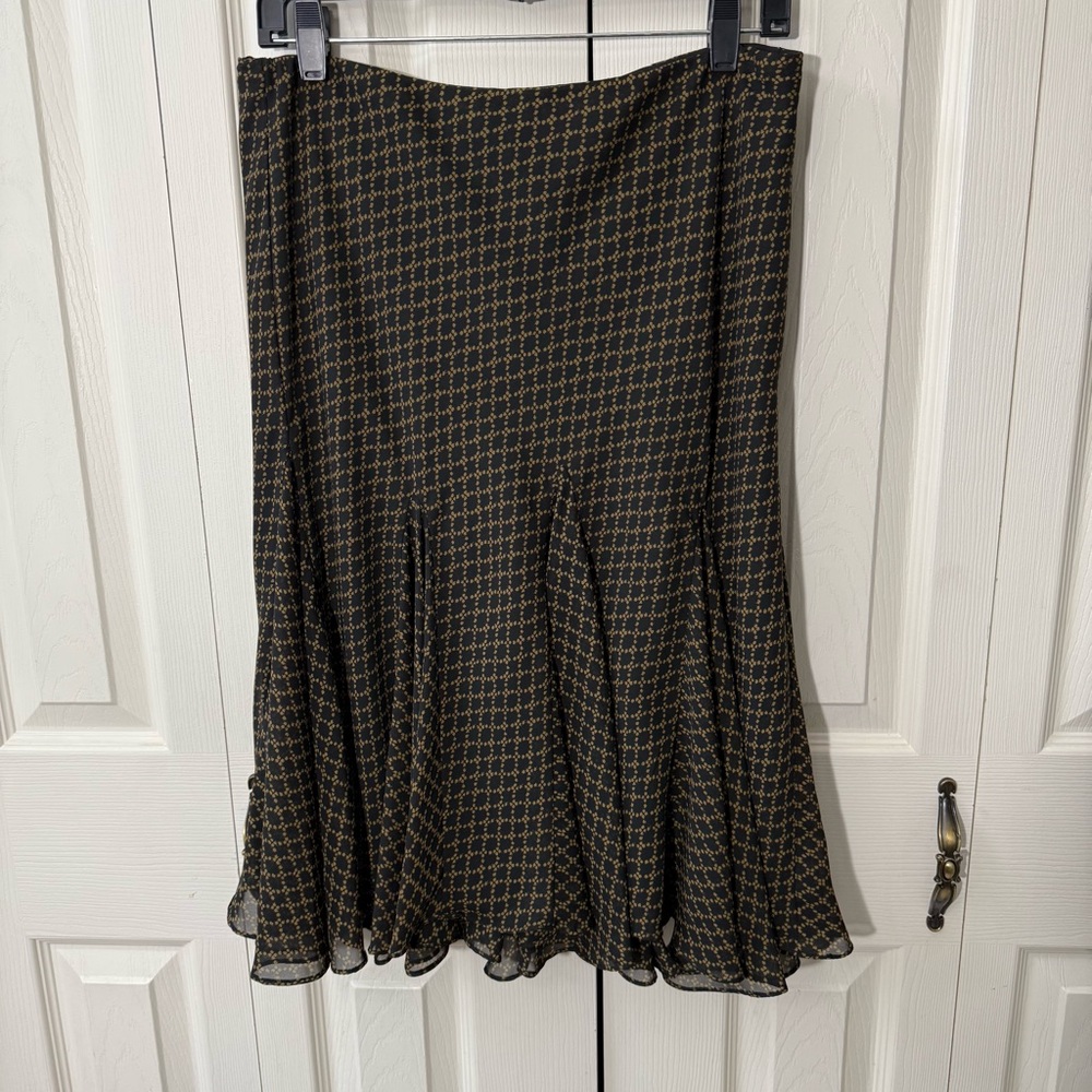 Lauren Ralph Lauren Pull On Midi Layered Flare Skirt Women’s size Medium